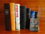 german-bibles-on-shelf-104791_1280